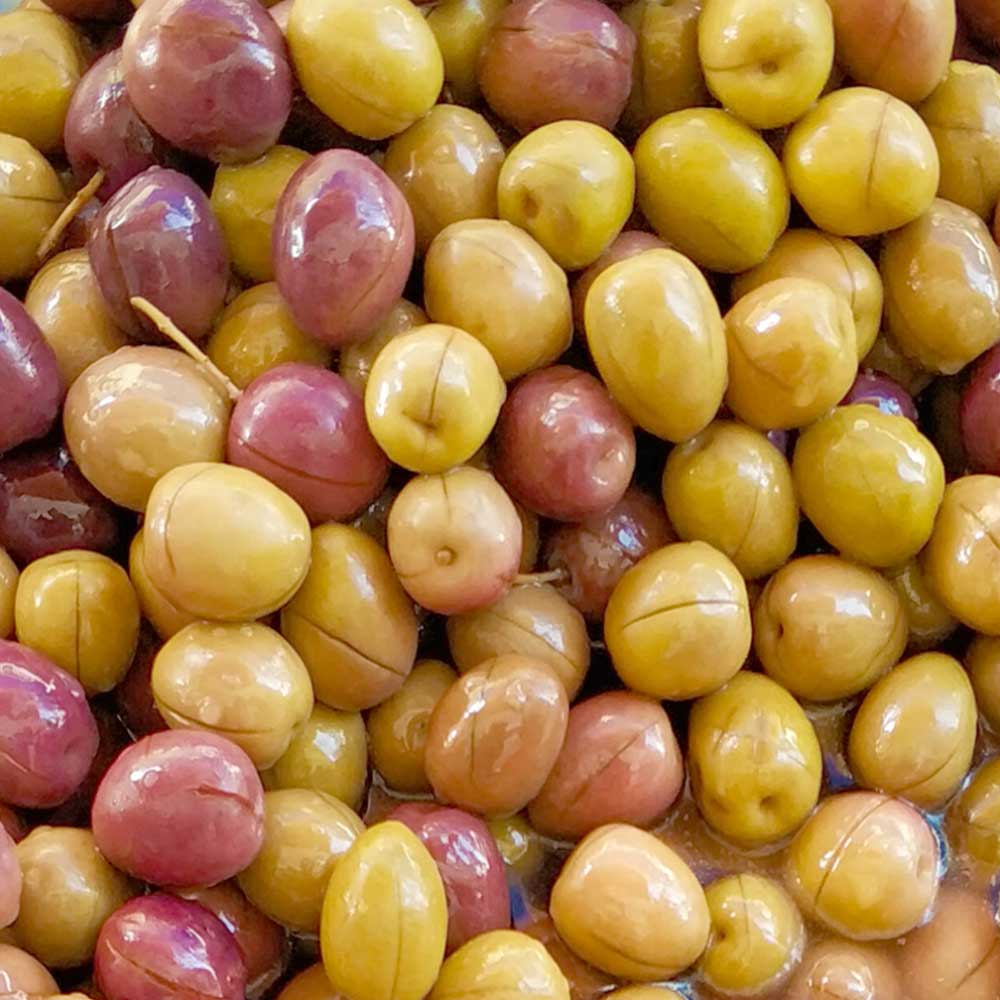 EDREMIT ÇIZIK YESIL ZEYTIN 700 GR